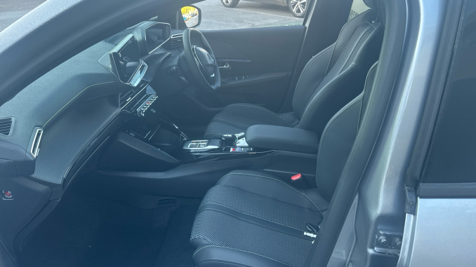 Peugeot 208 115kW GT 51kWh 5dr Auto Electric Hatchback - Image 11